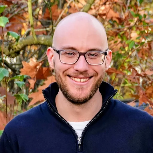 Dr. Georg Schwarz Avatar